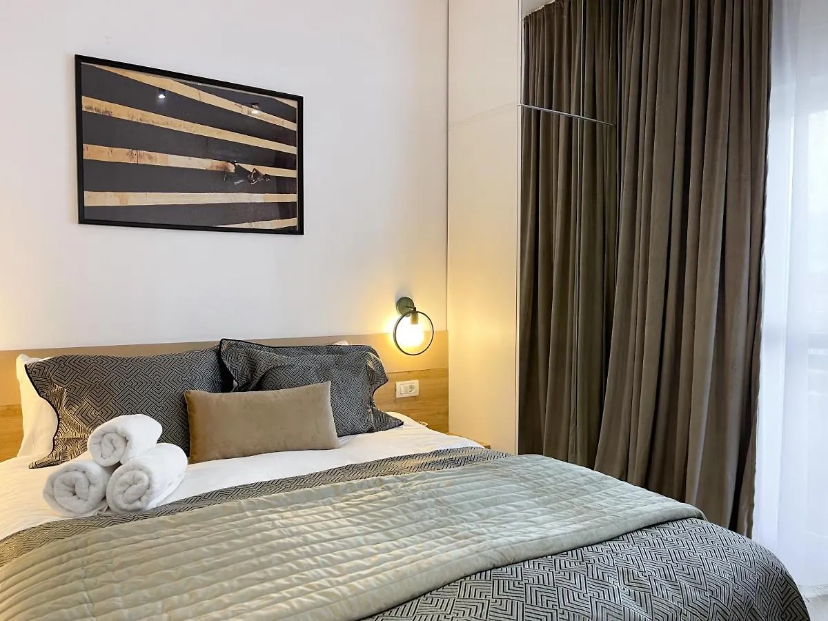Qult - The Architect Apartment Bucharest